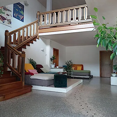 Homestay Lemon Family Cavalcaselle